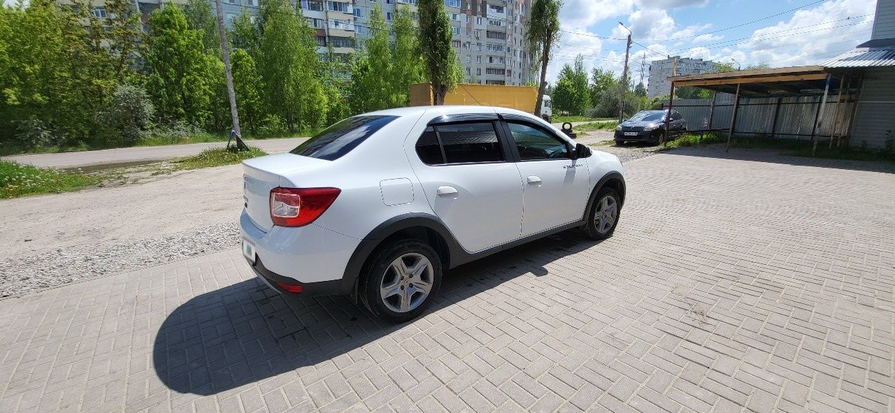 Renault Logan Stepway: фото владельца