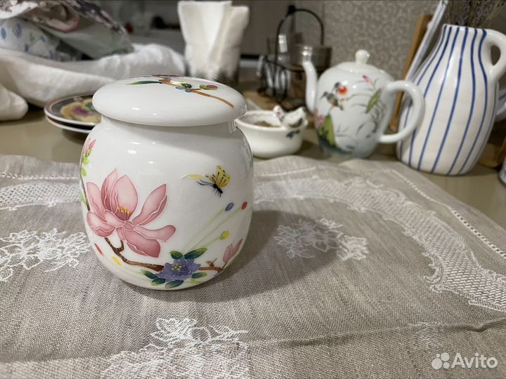 Емкость под сыпучее, баночка