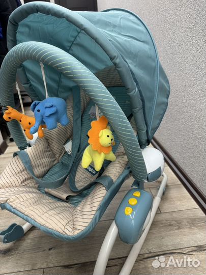 Шезлонг для новорожденных