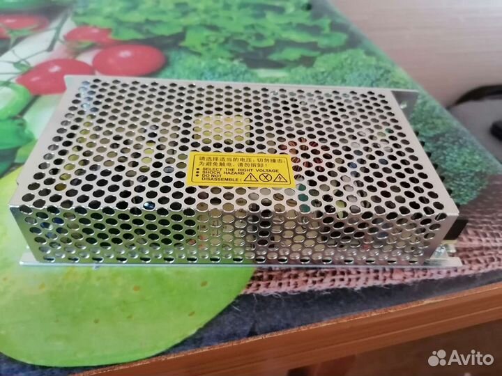 Блок питания gst-h150s24-m новый