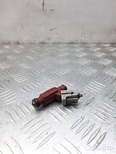 Форсунка Nissan Almera Tino минивэн 1.8 QG18DE