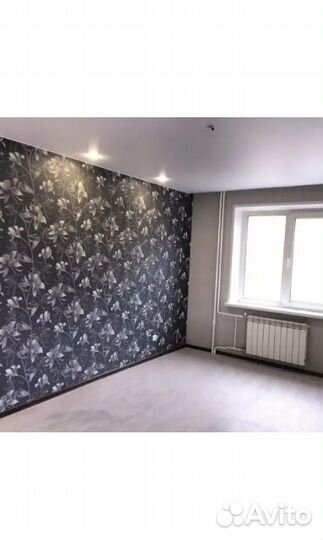 Поклейка обоев, укладка плитки