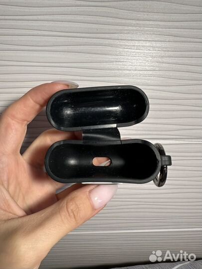 Чехол для airpods pro Karl Lagerfeld