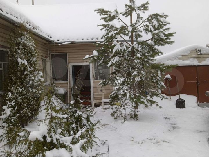 Дом 54 м² на участке 10,5 сот.