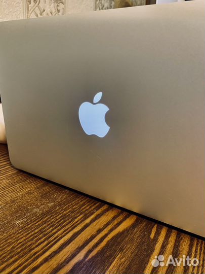Apple MacBook Air 11 2014