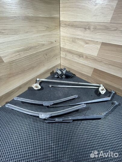 Моторчик стеклоочистителя Mazda 626 GF 8492001302