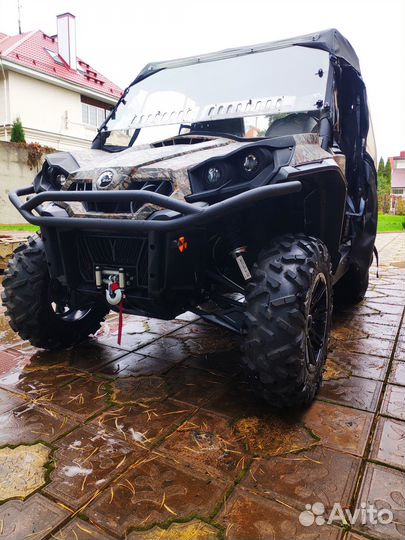 Мотовездеход CAN-AM commander XT 1000
