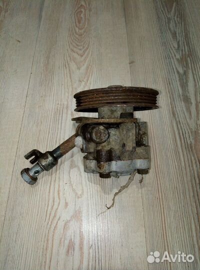 Насос гур гидроусилителя руля Nissan teana J31