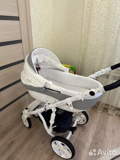 Коляска 2 в 1 adamex