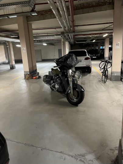 Машиноместо, > 30 м²