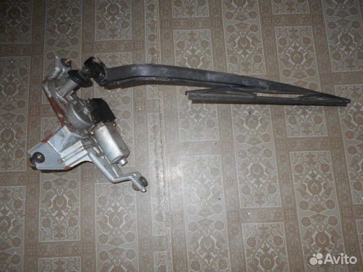 Дворник задний spacio 121 NZE в сборе