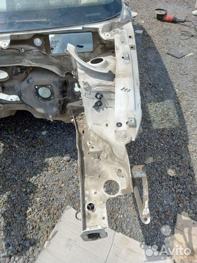 VW Polo (MK5) V Лонжерон передний левый