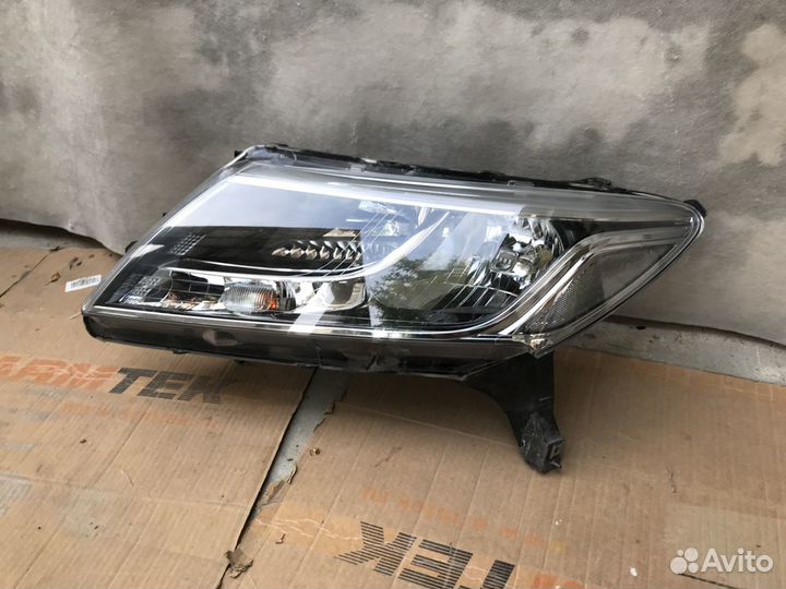 Фара передняя левая Nissan Pathfinder 4 арт816