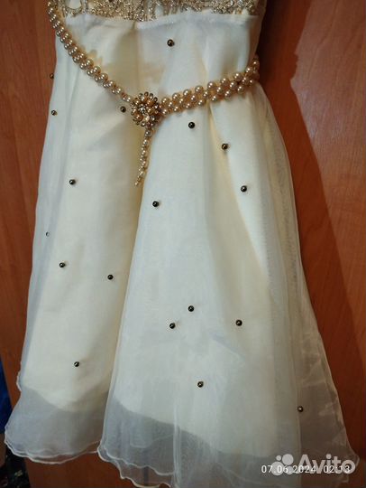 Вечернее платье