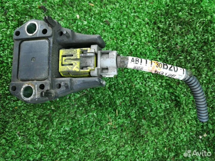 Датчик удара Lexus GS 3