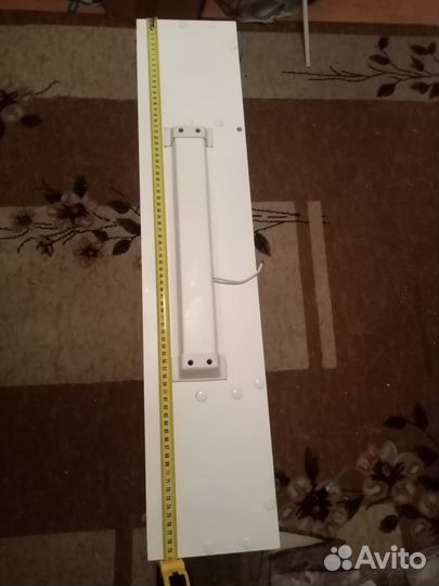 Зеркало с подсветкой и шкафчиками в ванную