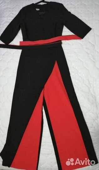 Комбинезон женский вечерний 42