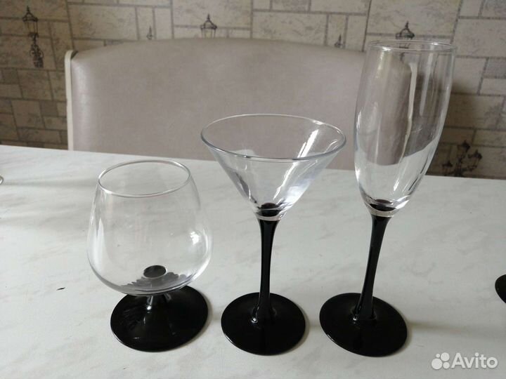 Бокалы/стопки luminarc с черной ножкой