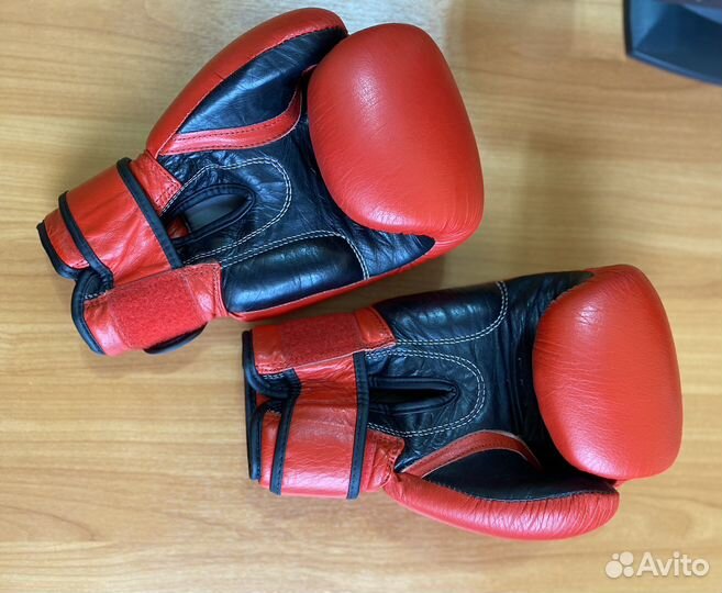 Боксерские перчатки AML 12 унций