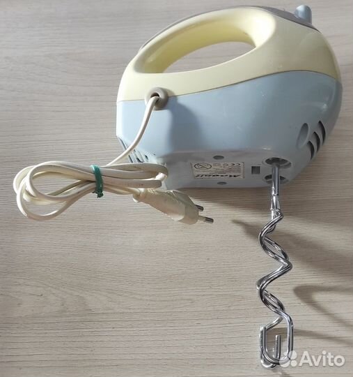 Миксер magnit RMM-2323