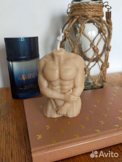 Ароматическая свеча Мужской торс