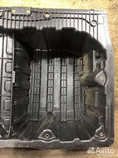 Поддон багажника Bmw E90
