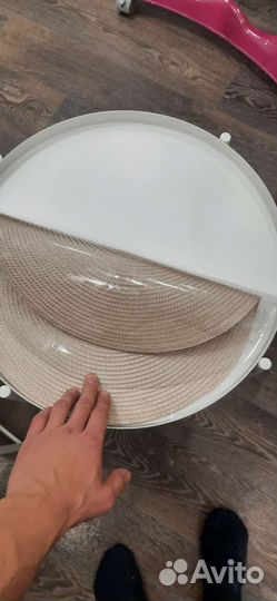 Прикроватный журнальный столик IKEA