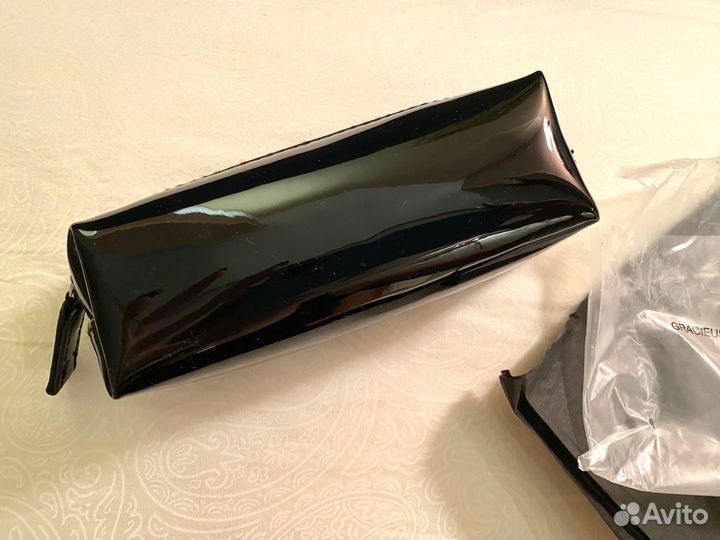 Косметичка Shiseido черная новая