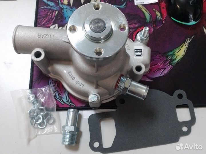 Помпа 402 двигатель новая
