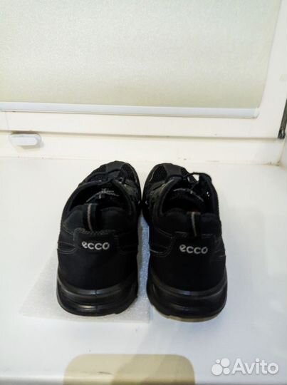 Кроссовки Ecco летние