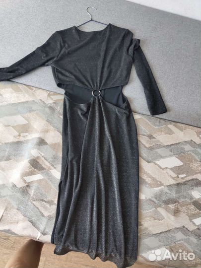 Платье вечернее