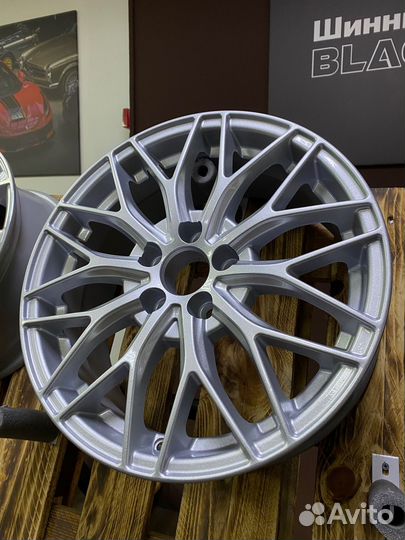 Neo6,5x16/5x100 ET38 D57,1 654 Silver