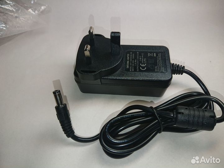 Блок питания (сетевой адаптер) 12В. 3.5А