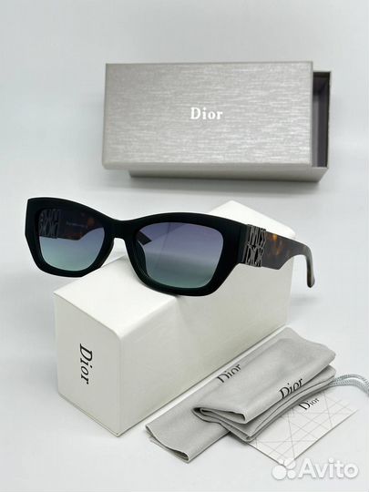 Солнцезащитные очки Dior