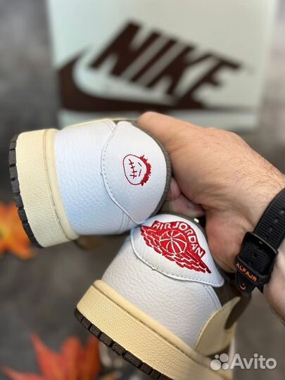 Кроссовки Nike Air Jordan 1 Low Travis Scott