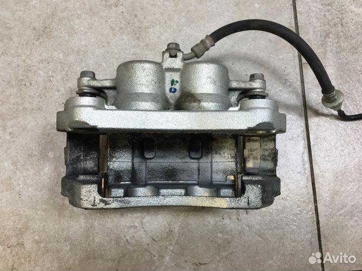 Суппорт передний правый Infiniti QX50 J55 P71A