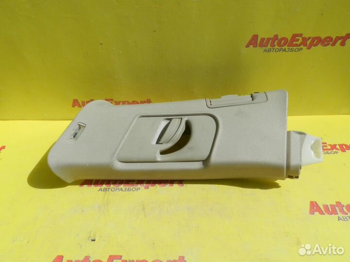 Обшивка стойки правая Audi Q7 4L 4L0867288B