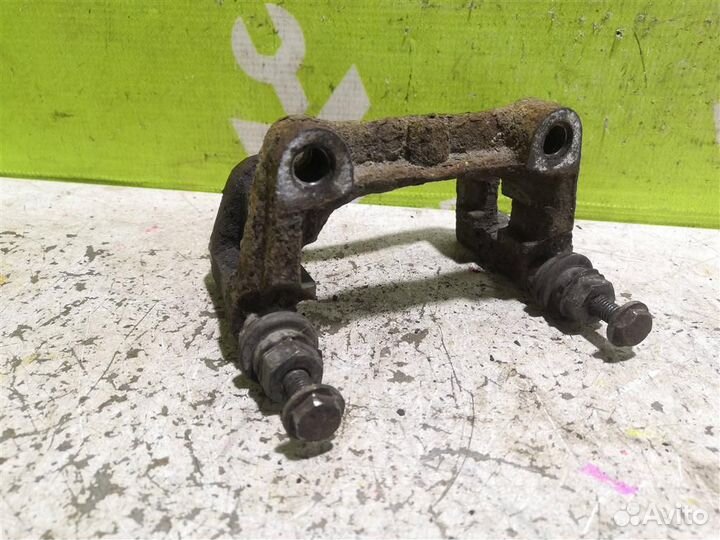 Скоба суппорта заднего Опель Мерива