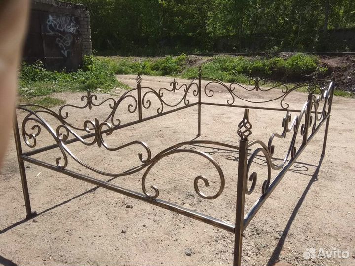 Оградки столы лавки