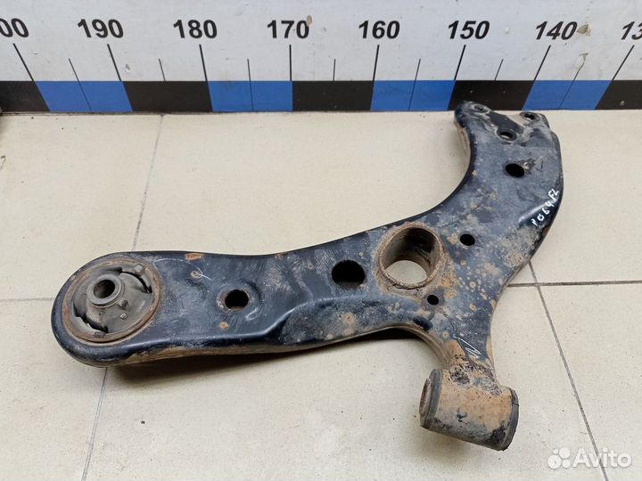 Рычаг передний левый RAV 4 2013