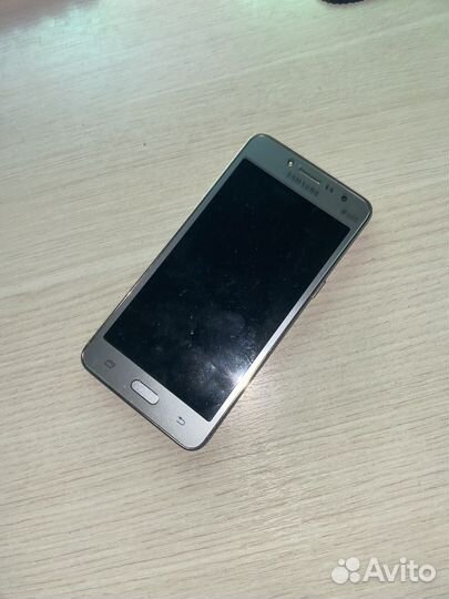 Телефон Samsung j2 prime