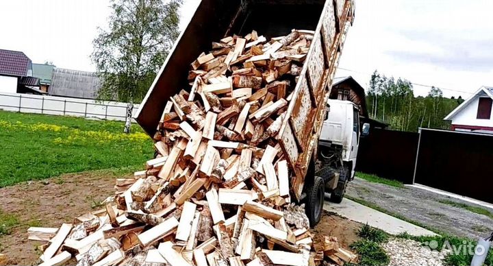 Дрова подсушенные