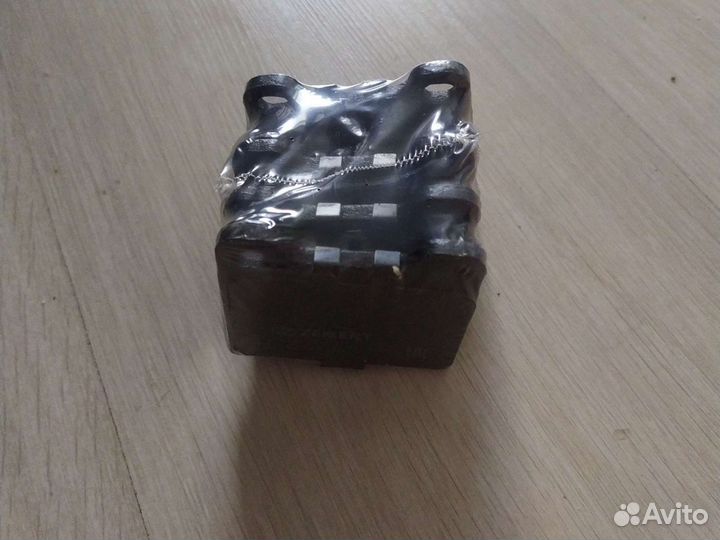 Тормозные колодки дисковые