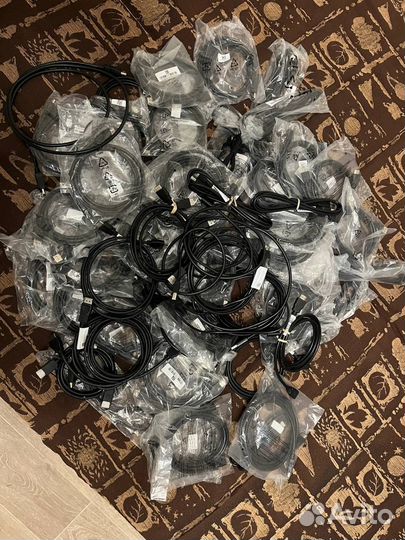 VGA,Display port,hdmi,AUX, usb a usb b