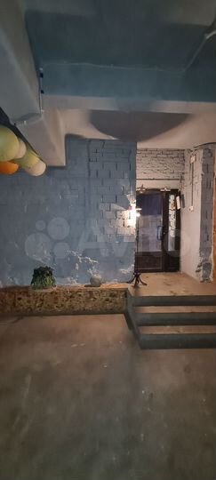 Сдам торговое помещение, 340.9 м²