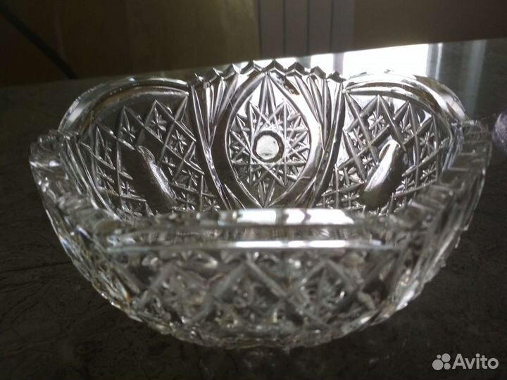 Хрустальная ваза