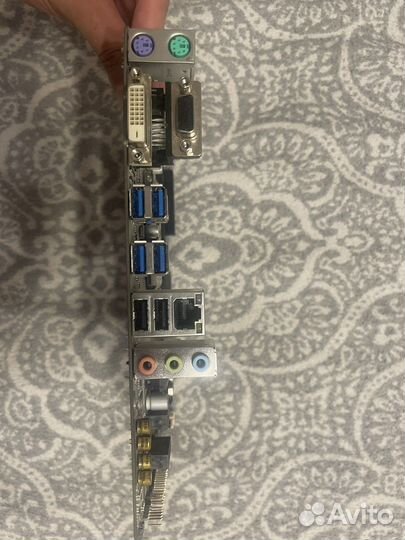 Материнская плата B250M-D2V