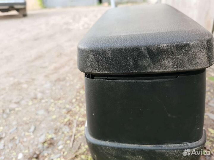 Подлокотник + танель cx7