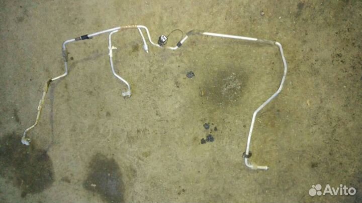 Трубки кондиционера MMC Carisma б/у