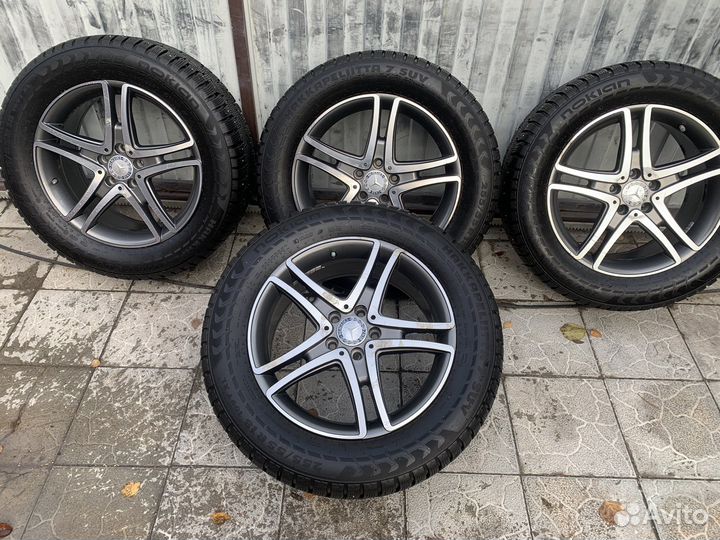 Комплект зимних колёс на Мерседес